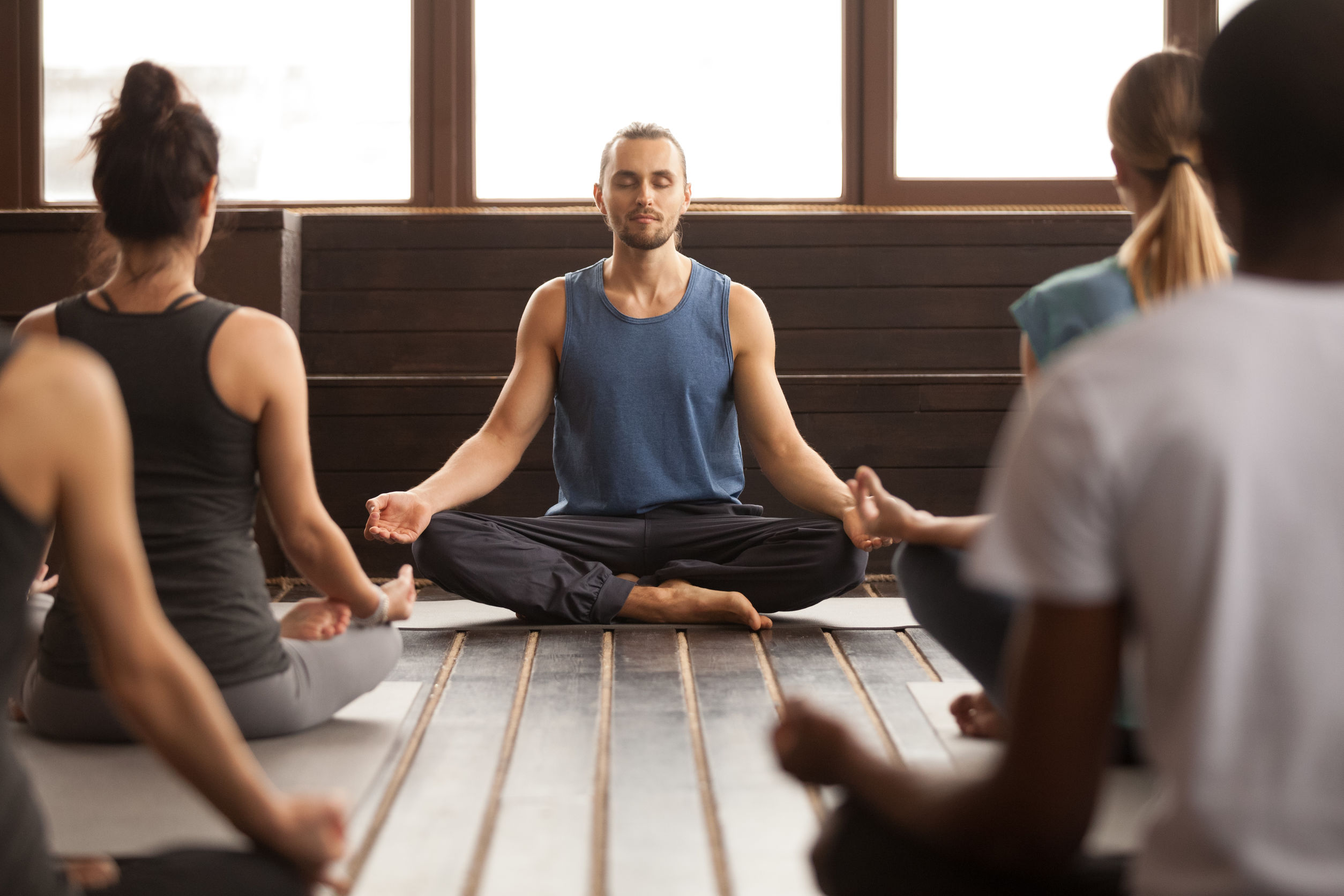Habubu overspringen Uitstralen Wat is Mediteren (+hoe het je gemoedstoestand & herstel Bevordert)